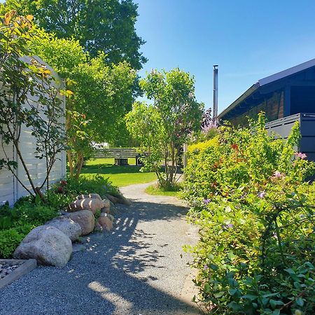Fewo Am Wald Fewo 03 - Balkon, Gartennutzung, Sauna Glowe Eksteriør billede